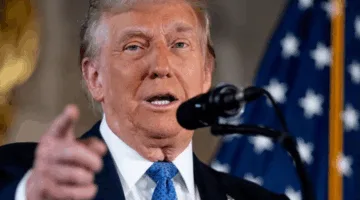 فاينانشيال تايمز: ترامب يزيد الضغط ويعتزم تطبيق رسوم 20% على منتجات الاتحاد الأوروبي