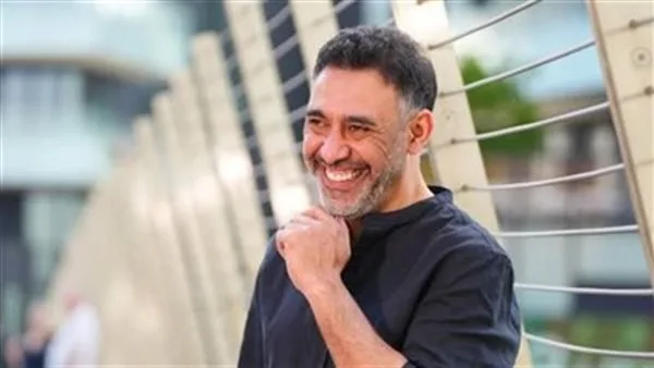 بتوجيه من والده.. عبد الله عمرو مصطفى يطلق أول أغانيه “Only You” (فيديو) بتوجيه من والده.. عبد الله عمرو مصطفى يطلق أول أغانيه “Only You” (فيديو)