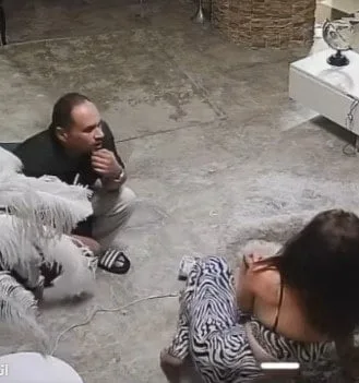 بعد فيديو هدير عبد الرازق الأخير.. من هو زوجها الذي أساء إليها؟ بعد فيديو هدير عبد الرازق الأخير.. من هو زوجها الذي أساء إليها؟