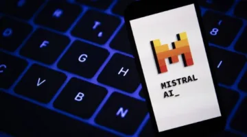Le Chat يتأمل ويتحدث ويرسم.. Mistral تطلق تحديثاً هائلاً لروبوتها
