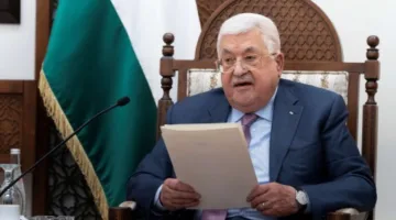 عباس يعلن عزمه على تنظيم انتخابات المجلس الوطني قبل انتهاء العام الجاري.