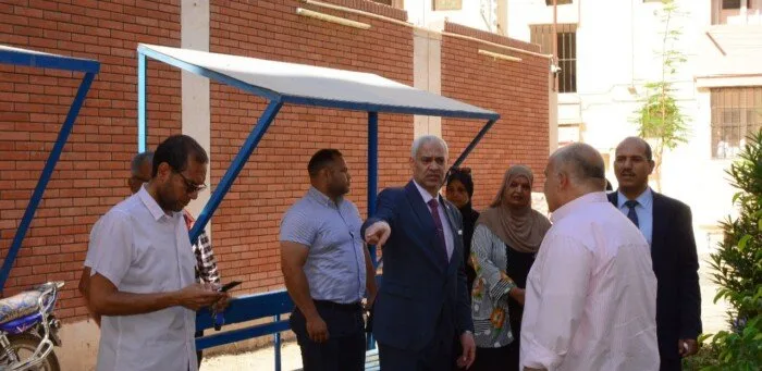 نائب رئيس جامعة أسيوط يراقب أعمال التحديث والصيانة في سكن الطالبات بالوليدية