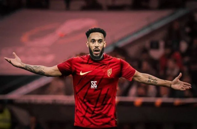 أوباميانغ ينضم مجددًا إلى نادي مارسيليا الفرنسي أوباميانغ ينضم مجددًا إلى نادي مارسيليا الفرنسي