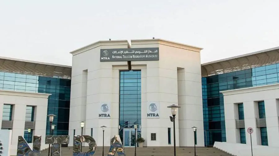 “هيئة تنظيم الاتصالات”: تعويض مستخدمي الإنترنت المتأثرين بحريق سنترال رمسيس بخدمات إضافية. “هيئة تنظيم الاتصالات”: تعويض مستخدمي الإنترنت المتأثرين بحريق سنترال رمسيس بخدمات إضافية.