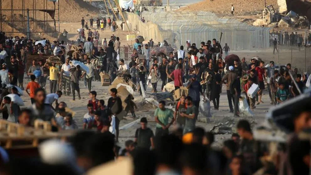 سيناتور أميركي: طلب الموساد للتهجير الفلسطينيين من غزة هو أمر مروع