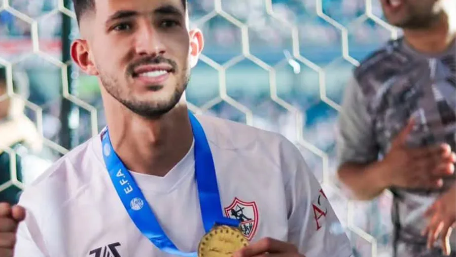 الزمالك يفرض غرامة بمليون جنيه على أحمد فتوح ويوقف مستحقاته وينقله للتحقيق. الزمالك يفرض غرامة بمليون جنيه على أحمد فتوح ويوقف مستحقاته وينقله للتحقيق.