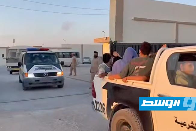 مهاجرون غير قانونيين يرحلون من طبرق، 19 يوليو 2025. (رئاسة جهاز مكافحة الهجرة غير الشرعية)