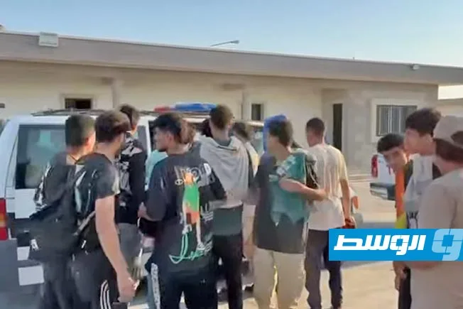 إبعاد 183 مهاجرا غير قانوني من طبرق إبعاد 183 مهاجرا غير قانوني من طبرق