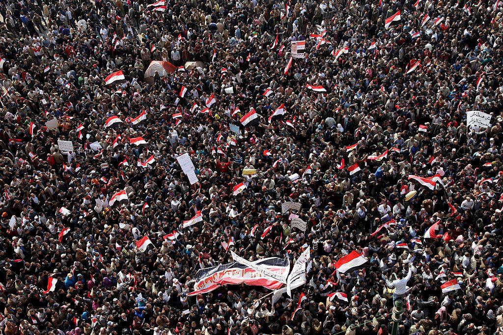كان تعيين عمر سليمان نائبًا للرئيس لأول مرة منذ 30 عامًا قرارًا يهدف إلى امتصاص غضب الشارع