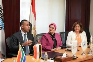 بالصور.. بنك قناة السويس يستقبل وفد اتحاد “ساسبو” الجنوب أفريقي لدعم التعاون النقابي والمصرفي.