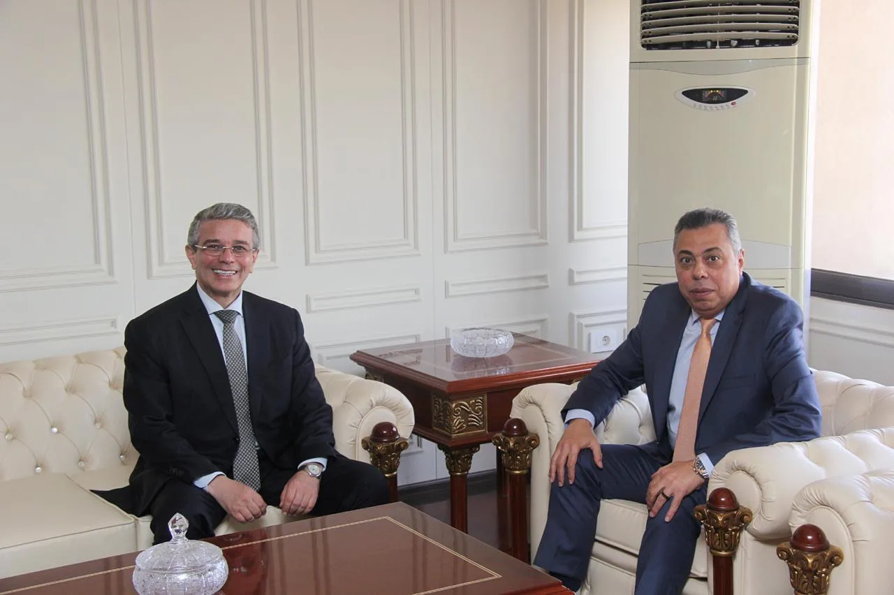 الإدارة الجمركية: تبسيط الإجراءات الجمركية لتخفيف أعباء الإنتاج والتصدير الإدارة الجمركية: تبسيط الإجراءات الجمركية لتخفيف أعباء الإنتاج والتصدير