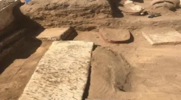 تخضع قطعة أرض بالقرب من تل أبو بللو في مدينة السادات لقانون حماية الآثار.