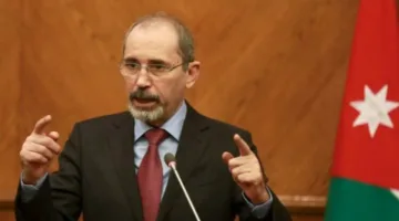 الأردن يُنبه المبعوث الأميركي بشأن إدانته للاعتداءات الإسرائيلية على سوريا ويعتبرها “انتهاكًا صارخًا” للقانون الدولي، ويثني على “الجوانب الأساسية” لدور واشنطن.