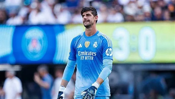 ريال مدريد يعزز دفاعه: كورتوا يمدد عقده حتى 2027