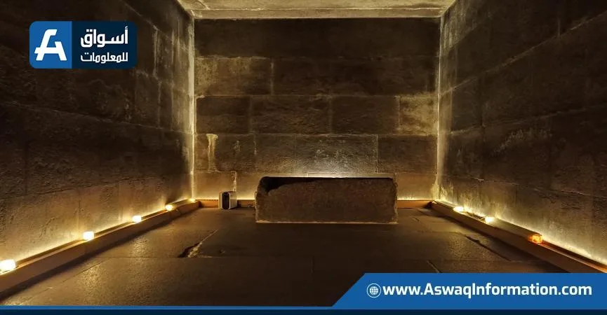 السياحة: الانتهاء من مشروع تجديد نظام الإضاءة الداخلية للأهرامات | صور
