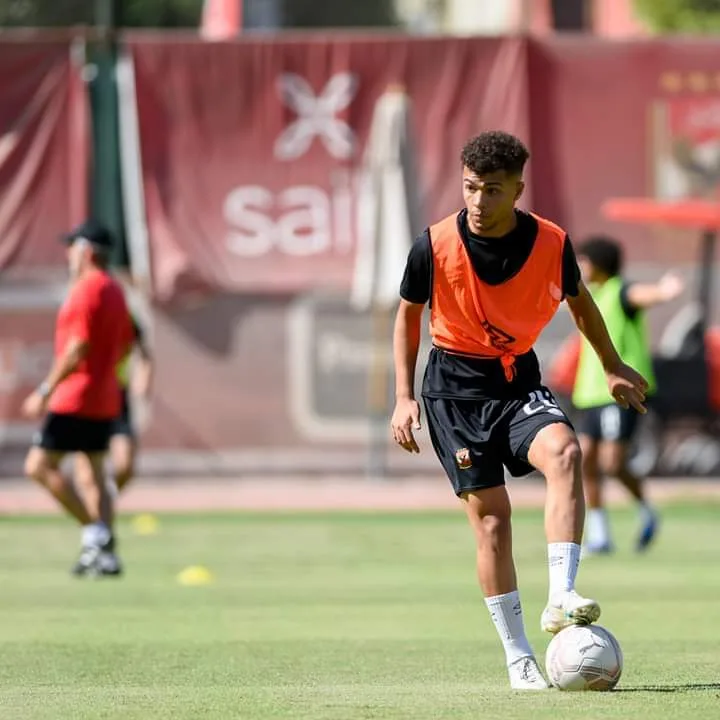 مصطفى سعد ميسي: “أعتذر لك يا كولر.. ومباراة المغرب كانت الأسوء في مسيرتي” مصطفى سعد ميسي: “أعتذر لك يا كولر.. ومباراة المغرب كانت الأسوء في مسيرتي”
