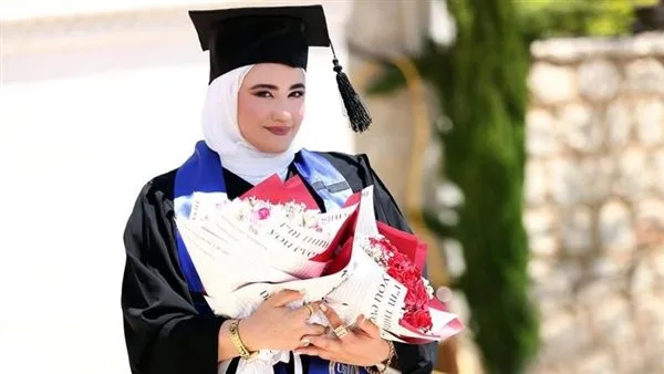 الطالبة “بتول بلحص” تواكب نجاحاتها بحصولها على شهادة في الكيمياء الحيوية من جامعة القديس يوسف – USJ الطالبة “بتول بلحص” تواكب نجاحاتها بحصولها على شهادة في الكيمياء الحيوية من جامعة القديس يوسف – USJ