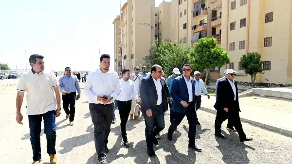 وزير الإسكان يراقب تنفيذ الوحدات السكنية للمبادرة الرئاسية “سكن لكل المصريين”