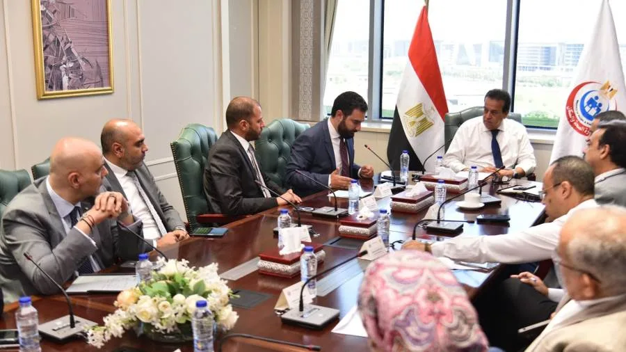 وزير الصحة يوجه بتطوير الخدمات الطبية في مستشفى جوستاف روسي (هرمل سابقًا) مع متابعة دقيقة لجودة الخدمة ورضا المرضى. وزير الصحة يوجه بتطوير الخدمات الطبية في مستشفى جوستاف روسي (هرمل سابقًا) مع متابعة دقيقة لجودة الخدمة ورضا المرضى.
