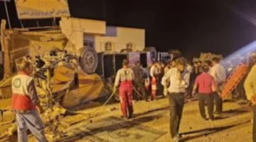 وفاة 21 شخصًا وإصابة 29 آخرين جراء انقلاب حافلة في إيران