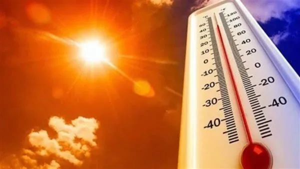 الأرصاد الجوية: بدء ارتفاع درجات الحرارة اعتبارًا من الثلاثاء مع زيادة نسبة الرطوبة التي تعزز الشعور بالحرارة.
