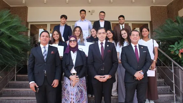 من الجلسات البحثية إلى المرافعات القانونية: النيابة العامة تنظم دورة تدريبية متكاملة لطلاب EUE من الجلسات البحثية إلى المرافعات القانونية: النيابة العامة تنظم دورة تدريبية متكاملة لطلاب EUE