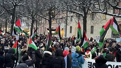 تظاهرات غاضبة في السويد احتجاجاً على انتهاكات إسرائيل في غزة تظاهرات غاضبة في السويد احتجاجاً على انتهاكات إسرائيل في غزة