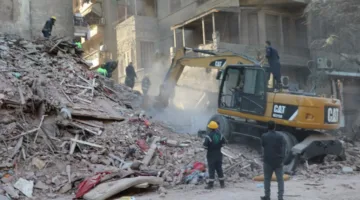 أزمة انهيار القطاع العقاري تضرب المحافظات وصراخ الأطفال يتعالى من تحت الركام