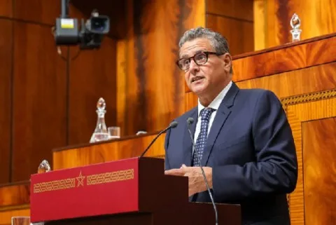 رئيس الحكومة المغربية يطلق توجيهاً لتطبيق قانون العقوبات البديلة في إطار إصلاحات النظام القضائي