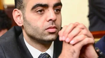 نائب يستقبل ضحايا حريق الخصوص ويوفر الدعم المالي والمعنوي ويتسارع لإنهاء الإجراءات