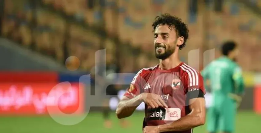 الأهلي يوافق على انتقال أحمد عبد القادر إلى الحزم السعودي الأهلي يوافق على انتقال أحمد عبد القادر إلى الحزم السعودي