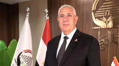 الأمين العام لحزب الجبهة الوطنية: مشاركتك في انتخابات الشيوخ تعكس إسهامك في بناء الوطن. الأمين العام لحزب الجبهة الوطنية: مشاركتك في انتخابات الشيوخ تعكس إسهامك في بناء الوطن.