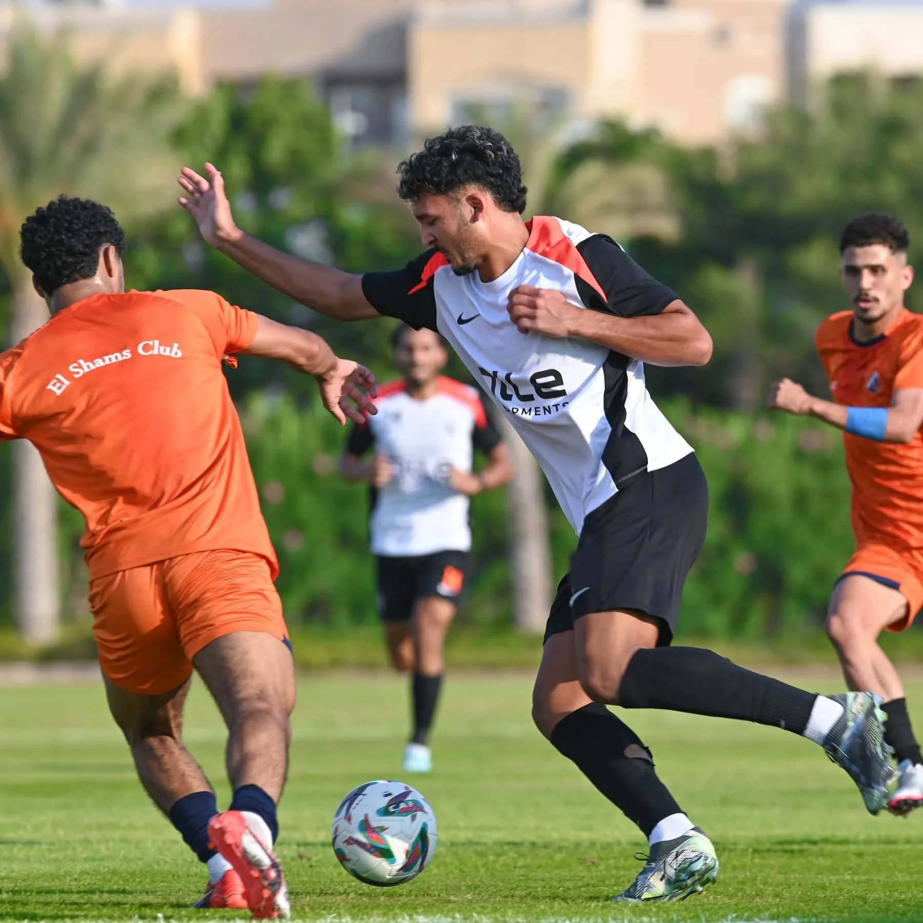 صفقات الزمالك الجديدة تتألق: ملخص فوز الفريق على الشمس في مباراة ودية | تابع الآن صفقات الزمالك الجديدة تتألق: ملخص فوز الفريق على الشمس في مباراة ودية | تابع الآن