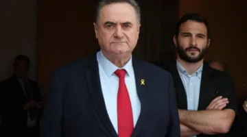 كاتس بعد لقائه هيغسييث: اتفقنا على خطوات لتعزيز ازدهار إسرائيل وتحقيق الأمن في الشرق الأوسط لمصالح إسرائيل وأمريكا.