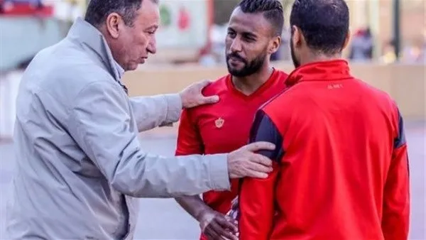 حسام عاشور يسلط الضوء: لاعبو الأهلي يشعرون بالاستياء من رواتب “الوجوه الجديدة” حسام عاشور يسلط الضوء: لاعبو الأهلي يشعرون بالاستياء من رواتب “الوجوه الجديدة”