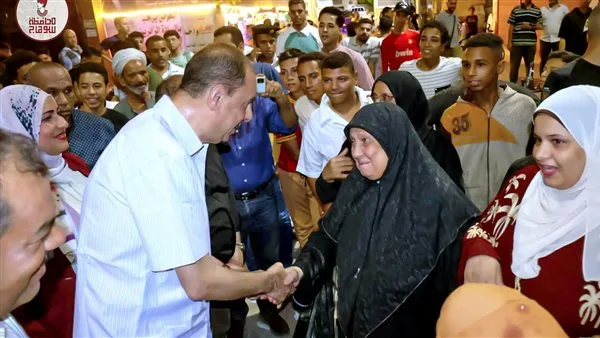 محافظ سوهاج يقوم بجولة في مناطق حيوية ويصدر توجيهات لإزالة الإشغالات وتطوير البنية التحتية