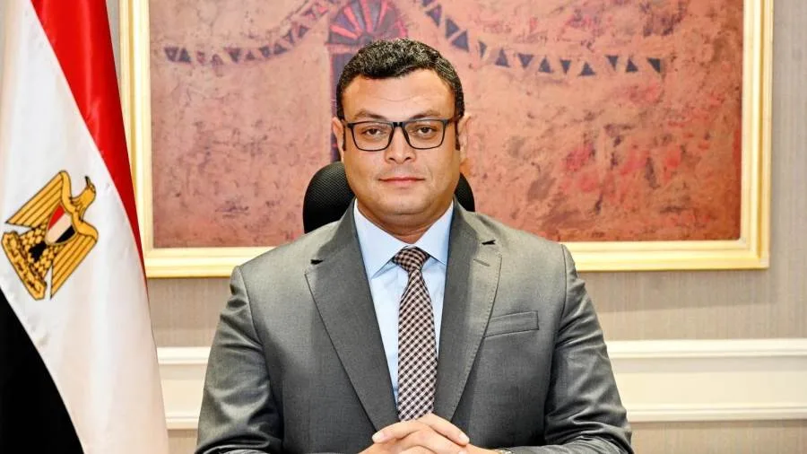 وزير الإسكان يراقب تحسين نظام الصرف الصناعي وتعزيز كفاءة المناطق الصناعية في مدينة العاشر من رمضان