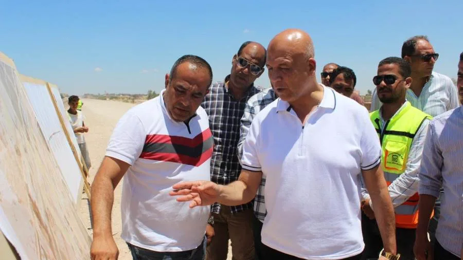 مسؤولو “الإسكان” يقومون بجولة تفقدية لمشاريع التنمية في مدينة برج العرب الجديدة