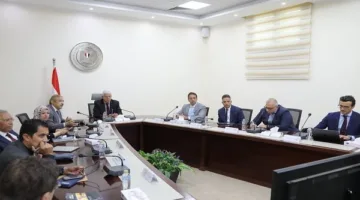 وزير التعليم العالي يناقش تعزيز الابتكار مع مؤسسة كلاريفيت