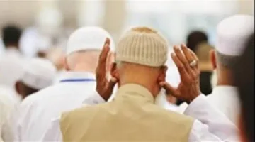 ما هو الحكم في قراءة الفاتحة للمأموم أثناء الصلاة الجهرية؟.. إجابة الإفتاء