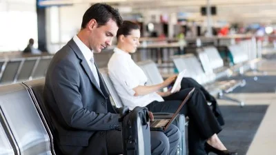 كيف تضمن أمان معلوماتك الشخصية أثناء السفر في الصيف؟ كيف تضمن أمان معلوماتك الشخصية أثناء السفر في الصيف؟