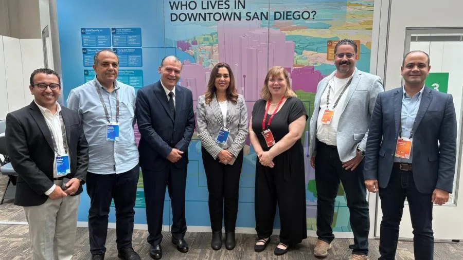 الجهود المحلية تستكشف استخدام النظم الجغرافية لتعزيز التنمية في المحافظات بالتعاون مع ‘Esri’ الجهود المحلية تستكشف استخدام النظم الجغرافية لتعزيز التنمية في المحافظات بالتعاون مع ‘Esri’