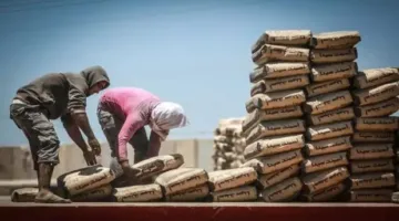 «مصر بني سويف» توضح موقفها من الأخبار المتعلقة بنيتها شراء 31 مليون سهم من «مصر للأسمنت قنا»