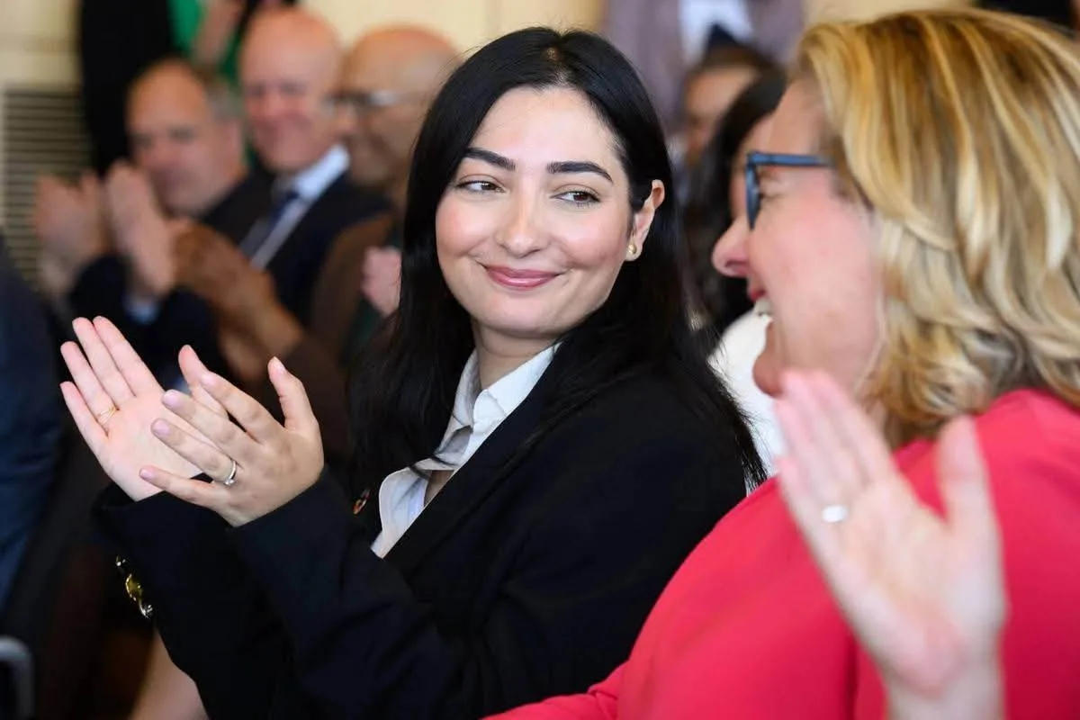 الوزيرة الألمانية ريم العبلي تتوجه إلى القاهرة لمناقشة استراتيجية إعادة إعمار غزة وتعزيز الدعم العربي.