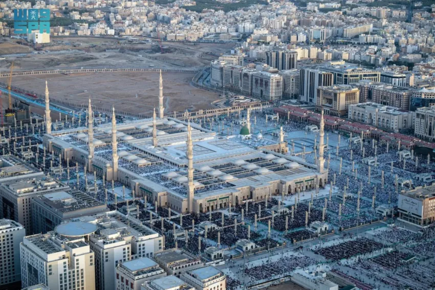 61 ألف مستفيد من خدمات الإرشاد بالمكان في المسجد النبوي خلال موسم الحج 1446هـ.