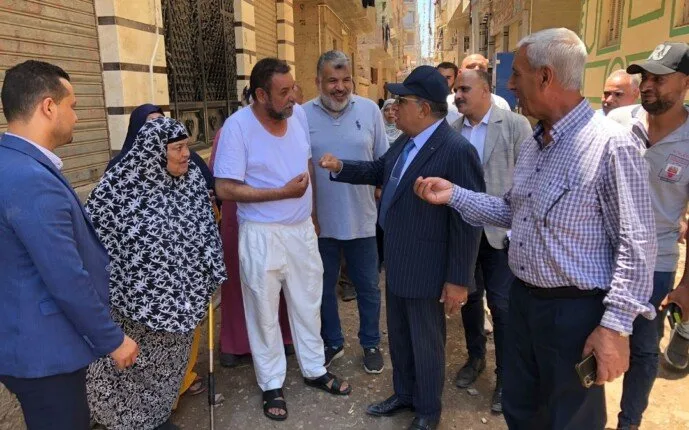 محافظ الدقهلية يراقب وصول مياه الشرب في البر الشرقي بنبروه
