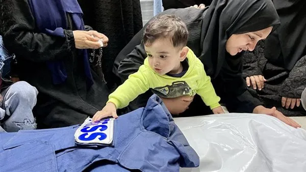 الصحفيون الفلسطينيون: قوات الاحتلال أعدمت 33 صحفياً منذ بداية هذا العام الصحفيون الفلسطينيون: قوات الاحتلال أعدمت 33 صحفياً منذ بداية هذا العام