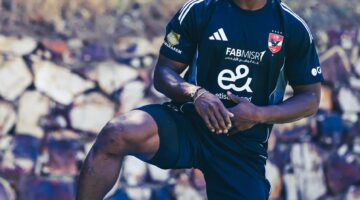 الزمالك يتفاوض بشأن لاعب الأهلي لتعويض أحمد فتوح.. وريفيرو يتخذ قراراً غير متوقع بشأن بيع ديانج.