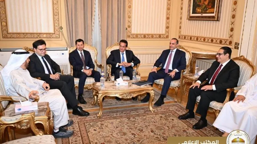 وزير الشؤون النيابية يحضر تدشين ملتقى شباب المعرفة في مسرح جامعة القاهرة
