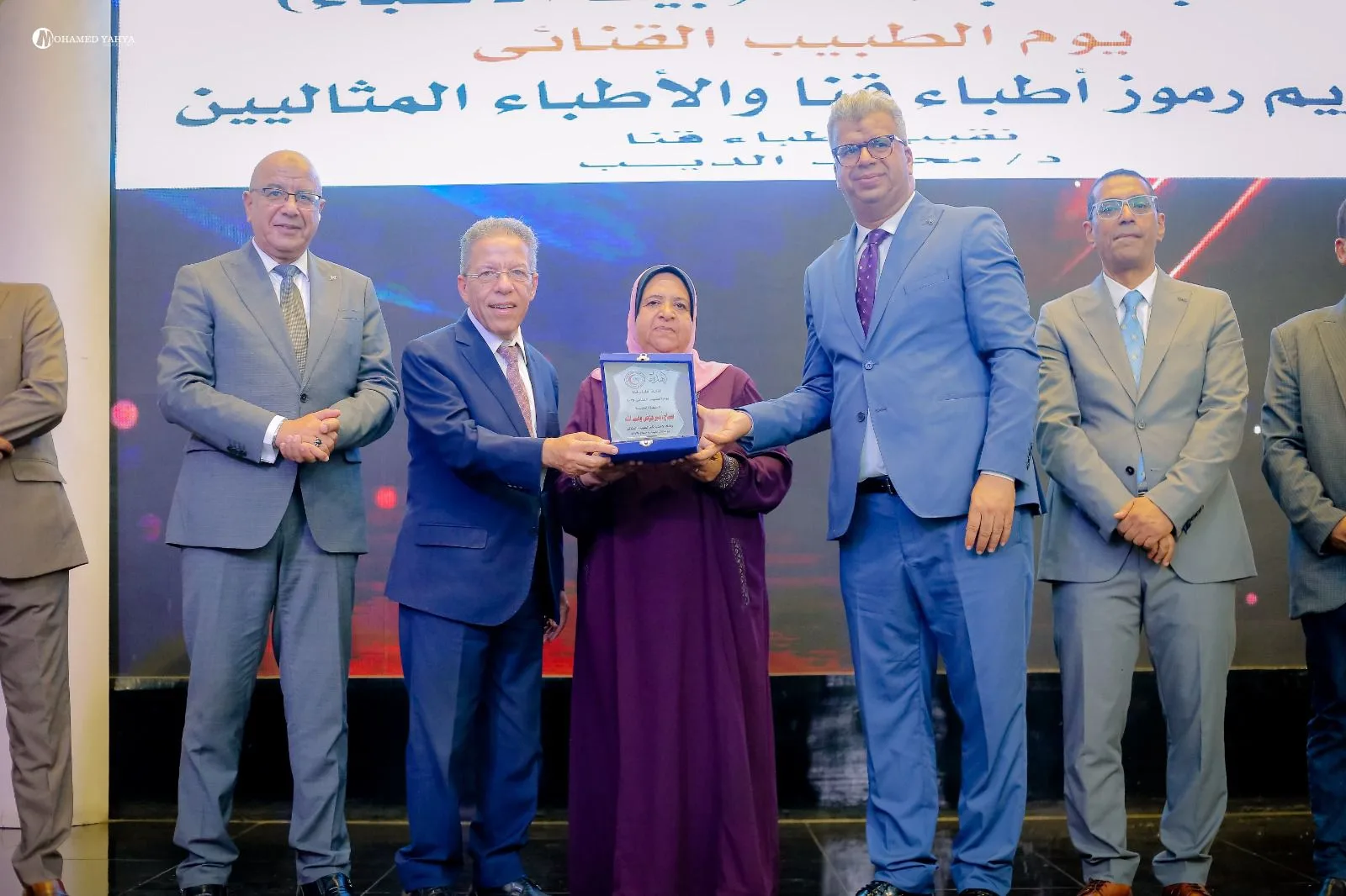 نقابة الأطباء ت honoّر 61 طبيبًا في احتفال كبير بقنا نقابة الأطباء ت honoّر 61 طبيبًا في احتفال كبير بقنا